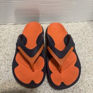 Crocs Flip Flops Dual Comfort Thong Sandals Orange Navy M4 W6